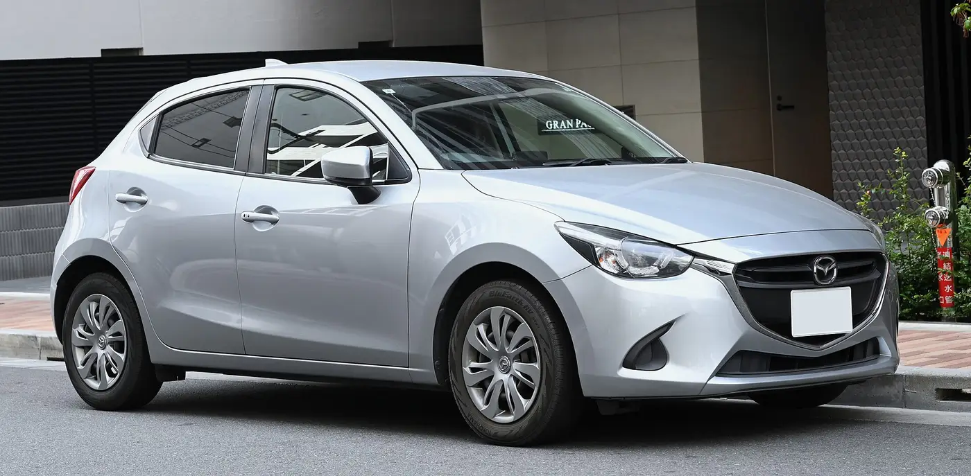 Mazda 2 1.3 High Plus Sedan ปี 2019 ประหยัด